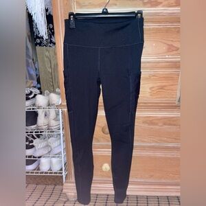 Black High-Waisted Leggings with Pockets